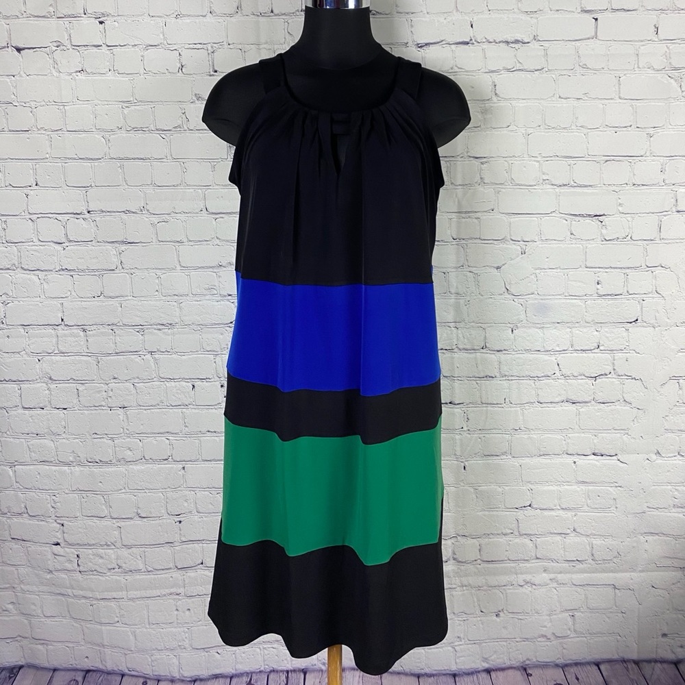 Vintage flattering black dress